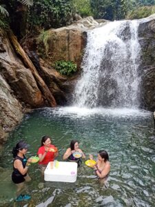 paket trekking sentul curug hordeng