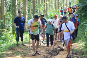 sentul trekking experience