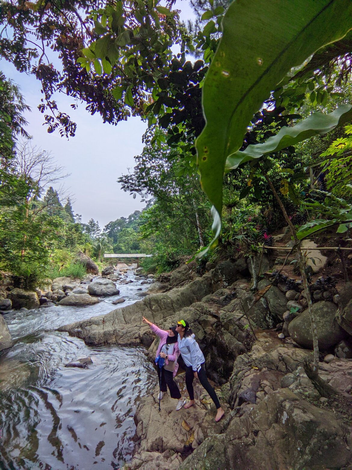 curug love sentul